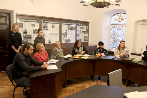 Susitikimas dėl lietuvių gestų kalbos vertėjų studijų ir kvalifikacijos kėlimo perspektyvos