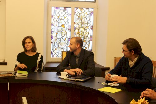 Susitikimas dėl lietuvių gestų kalbos vertėjų studijų ir kvalifikacijos kėlimo perspektyvos